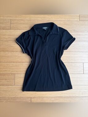 Vintage DKNY 90s black slim fit black polo shirt
